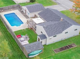 9 Windsor Ave, Augusta, ME 04330