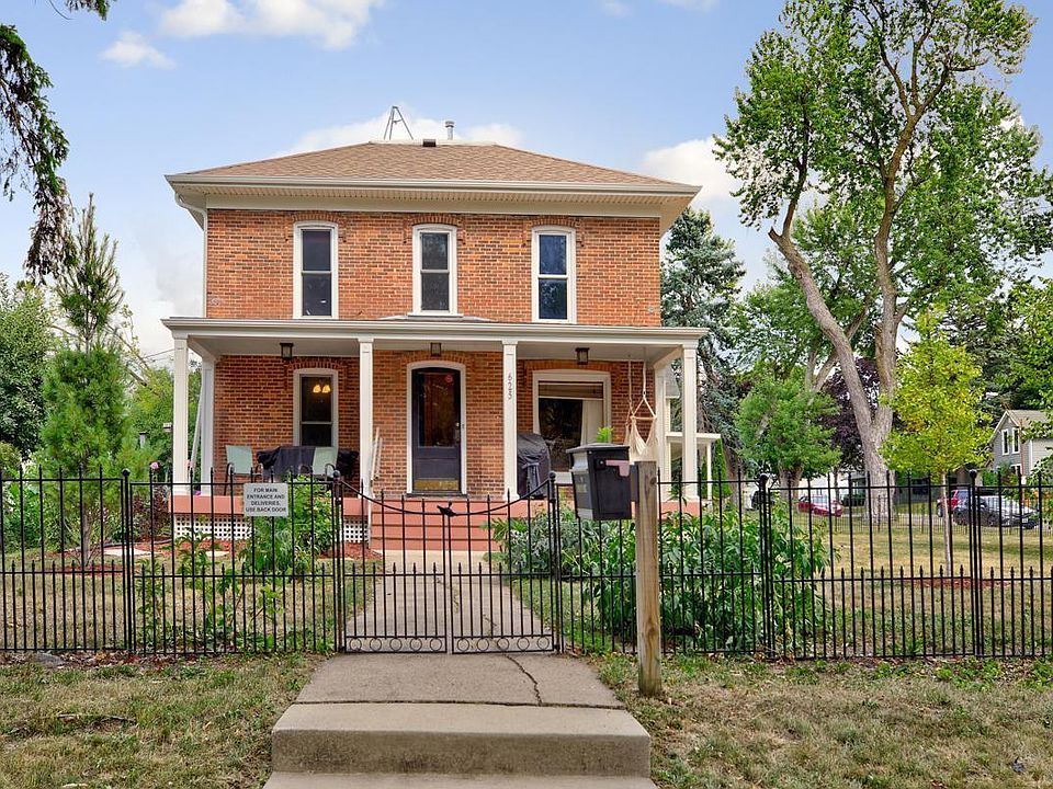 1st image of 625 S Elm Ave