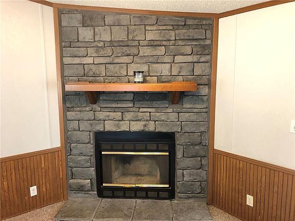 4th image of 129 Hillcrest Dr