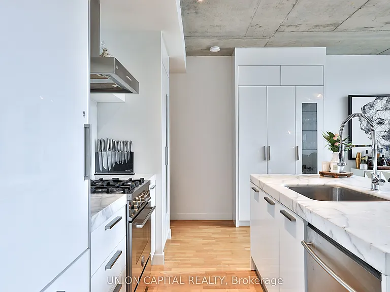 75 Portland St #504 — Photo 10