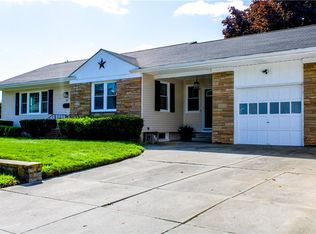59 Fountain Ave, Cranston, RI 02920