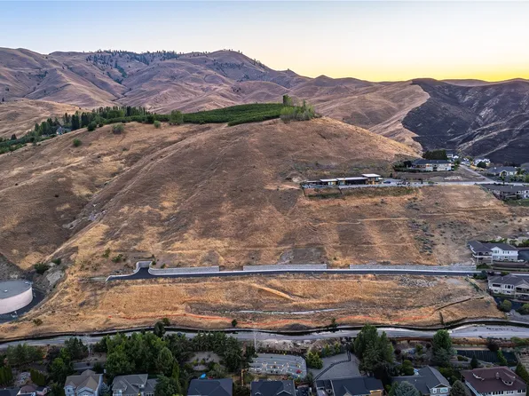 1861 Broadway Place, Wenatchee, WA 98801