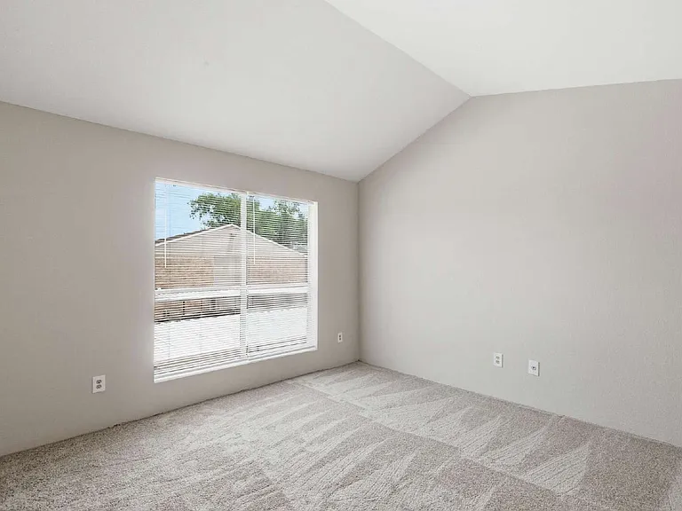 2120 Wilcrest Dr #108 — Photo 11