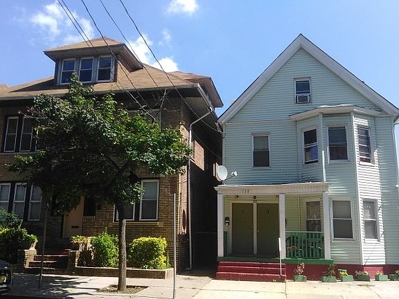 2nd image of 122 Milford Ave