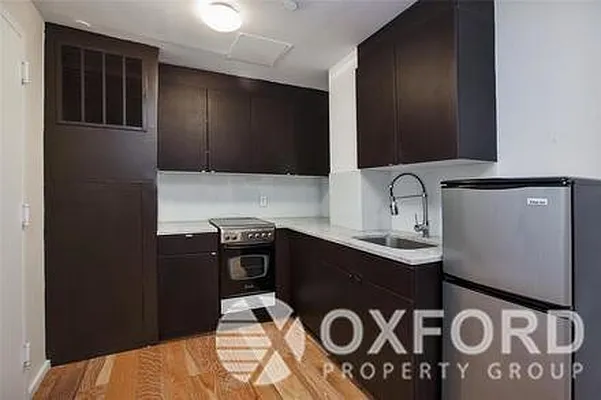 Rented by Oxford Property Group | media 6
