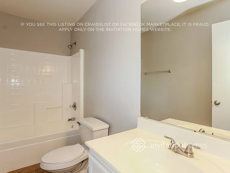 11601 W Windrose Ave — Photo 12
