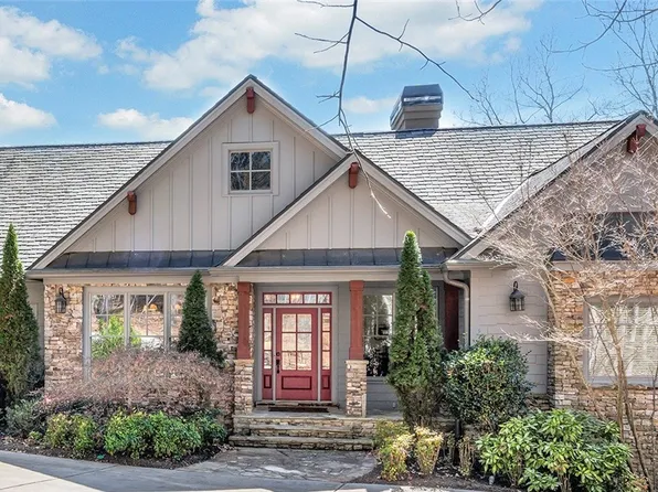 1016 Saint Andrews Ct, Sunset, SC 29685