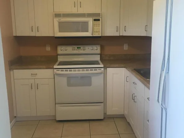 300 NE 26th Avenue #1080, Boynton Beach, FL 33435