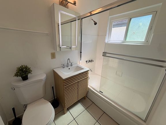 4th image of 1249 Brockton Ave #8