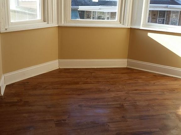 2nd image of 2070 Kingston St #2