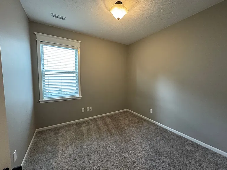 13373 Grosbeak Ct — Photo 14