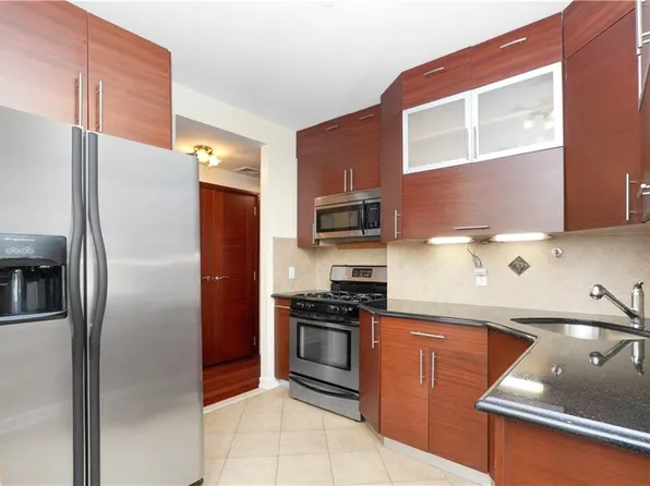 2874 Brighton 3rd Street image 14 of 32