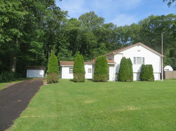 3442 N 17000e Rd, Momence, IL 60954