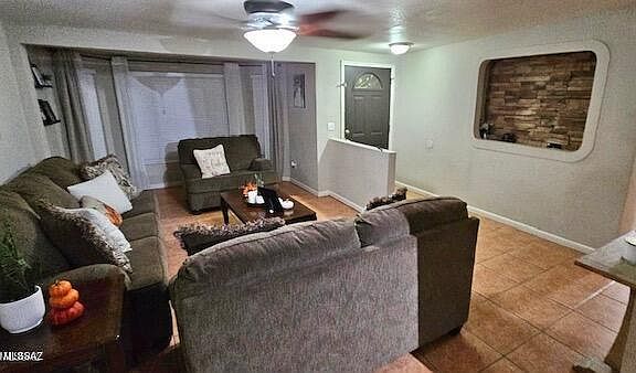 3rd image of 1462 E El Atajo