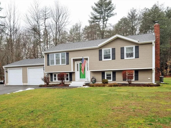 91 Dean St, Norton, MA 02766