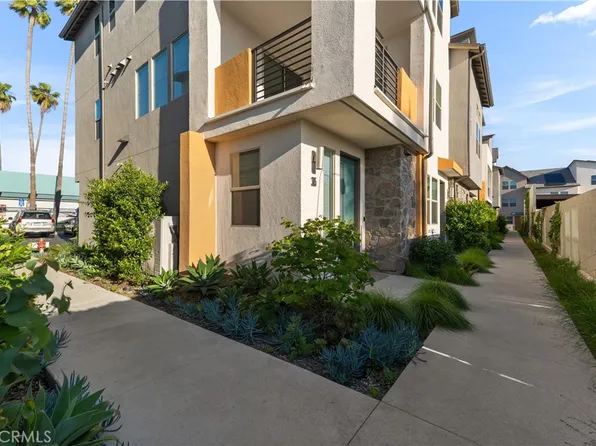 305 Strike Dr, Covina, CA 91722