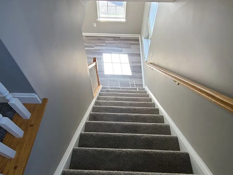 230 Crown Ct — Photo 45