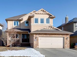 78 S Evercreek Bluffs Rd SW, Calgary, AB T2Y 4P2
