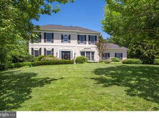 5 Chesterland Dr, Thornton, PA 19373