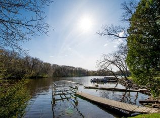 N2392 Trails End Rd, Lodi, WI 53555