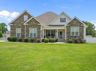 107 Folly Bend Dr, Greenwood, SC 29649