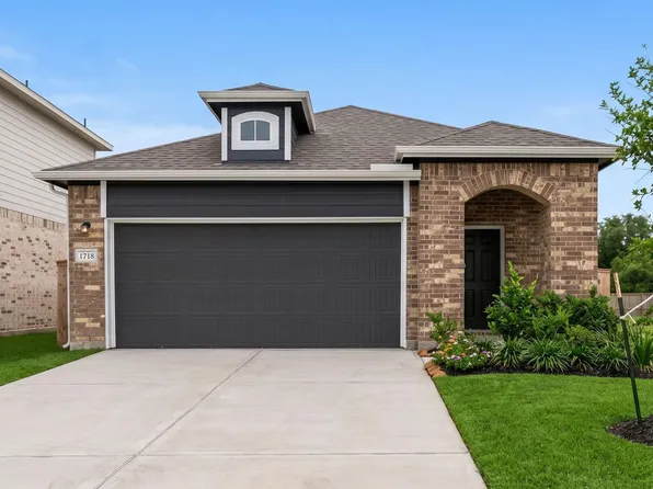 1718 Windrose Bnd, Angleton, TX 77515