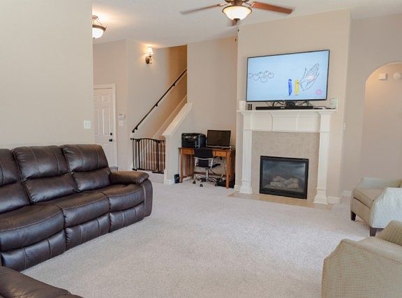 4th image of 3429 Carahills Ln