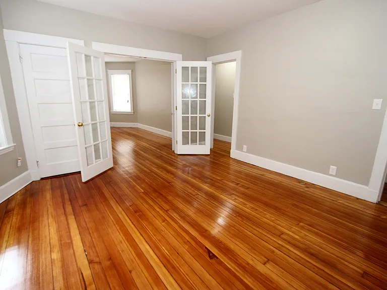 18 Howes St #2 — Photo 4