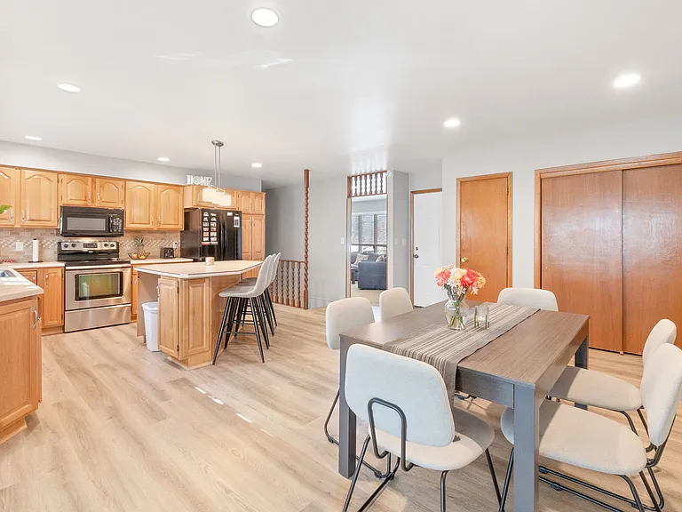 Dining Room & Kitchen