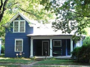 1212 Pierre St, Manhattan, KS 66502