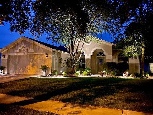 1st image of 2513 Groveway Dr