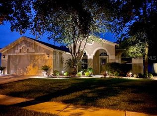2513 Groveway Dr, Valrico, FL 33596