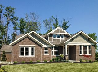 465 Springs Blvd, Springboro, OH 45066