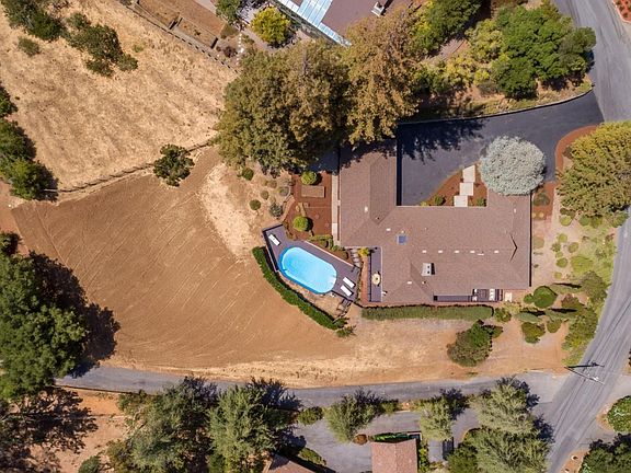 5th image of 43 Hillbrook Dr