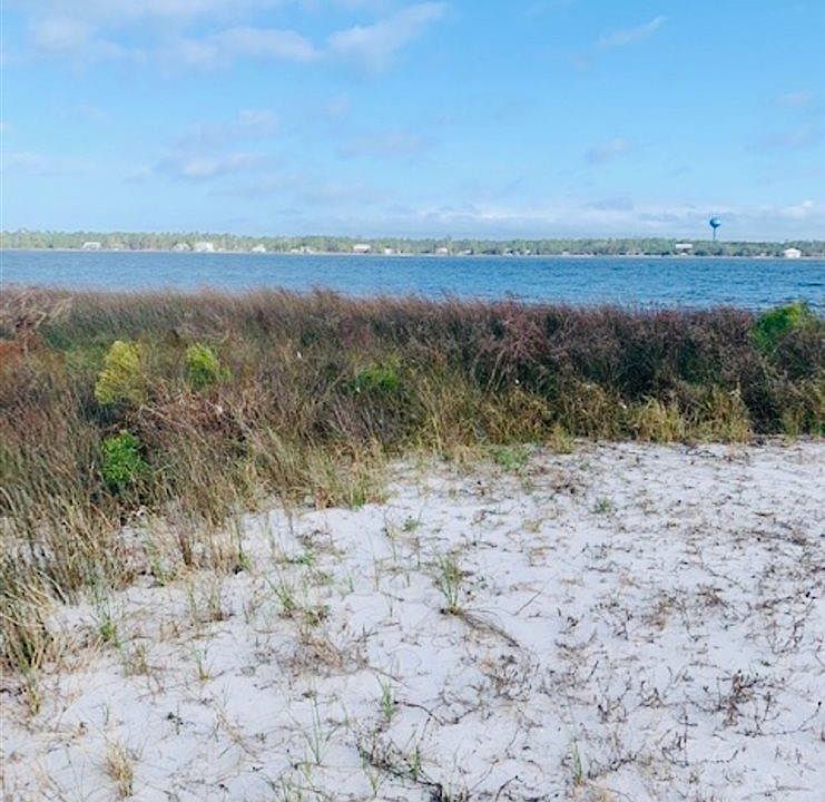 2nd image of 2772 W Beach Blvd #10