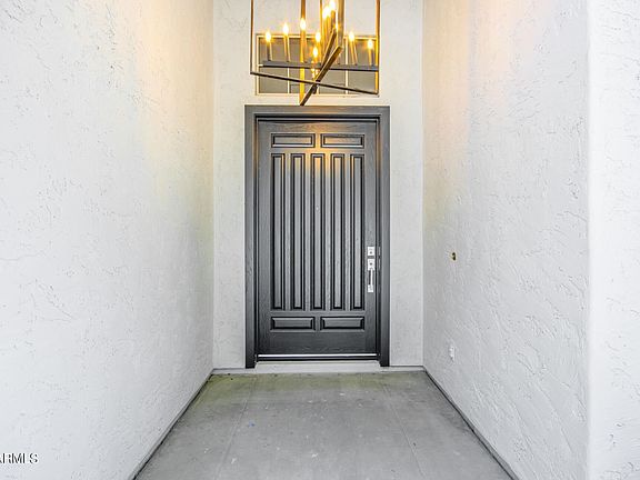 5th image of 6031 E Campo Bello Dr