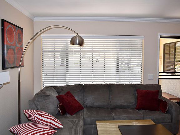 2nd image of 4291 Porte De Palmas #32