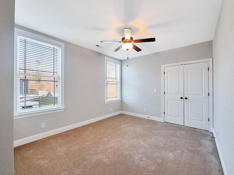 8052 Burgundy Cir — Photo 21