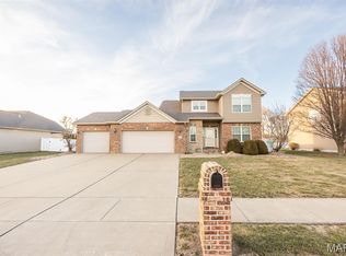 9723 Weatherby St, Mascoutah, IL 62258