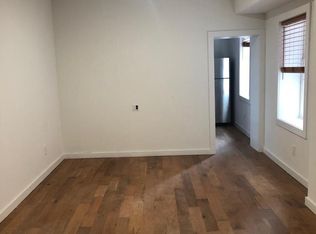 522 Spruce St APT 1R, Philadelphia, PA 19106