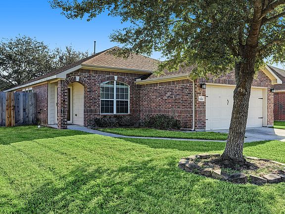 3rd image of 7019 Twin Creek Dr