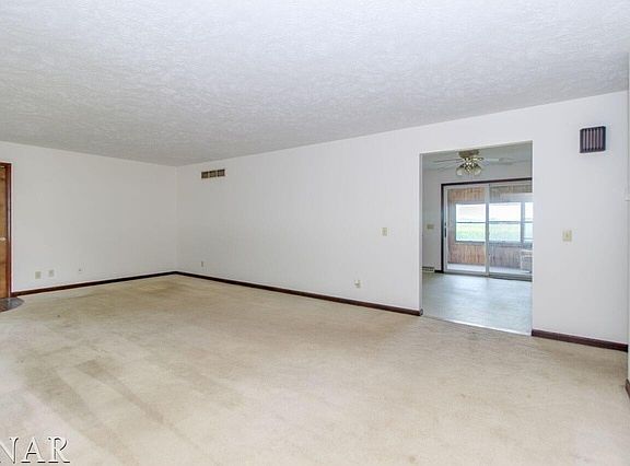 4th image of 206 N Delane Dr
