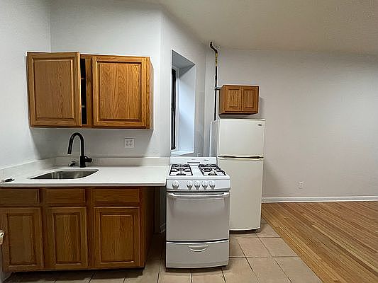 2nd image of 439 E 74th St APT 3RW