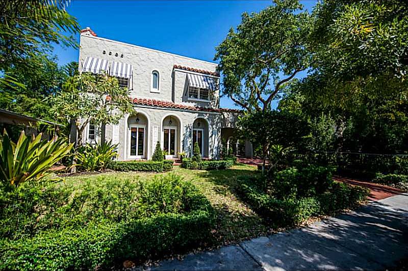 Enchanting Villa On Quiet Street