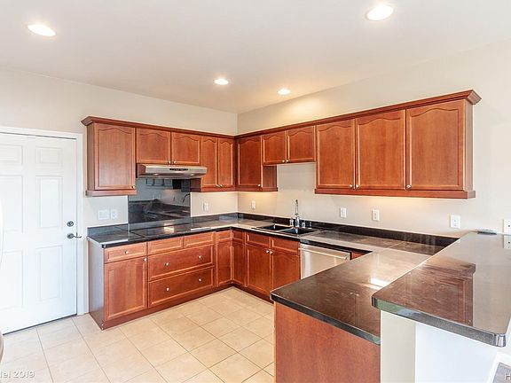 2nd image of 92-1085 Palahia St APT E