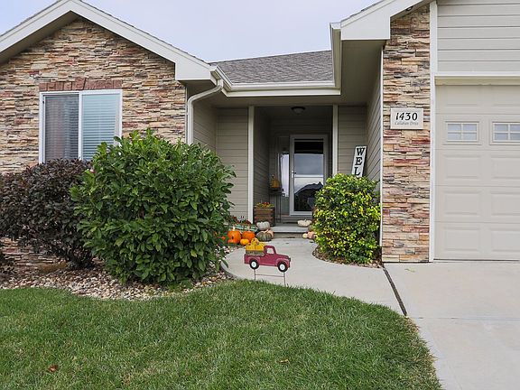 4th image of 1430 Callahan Dr