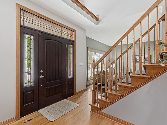 2nd image of 5005 Scenic Oak Dr SW