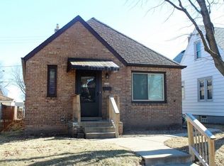 2234 S 65th St, West Allis, WI 53219