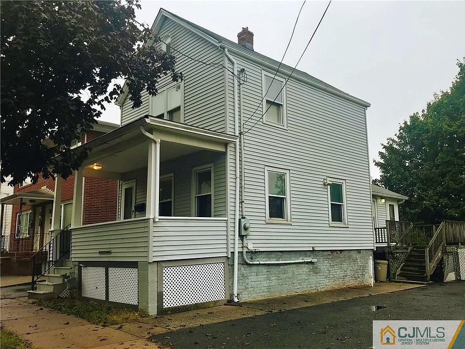 2nd image of 54 Richardson St