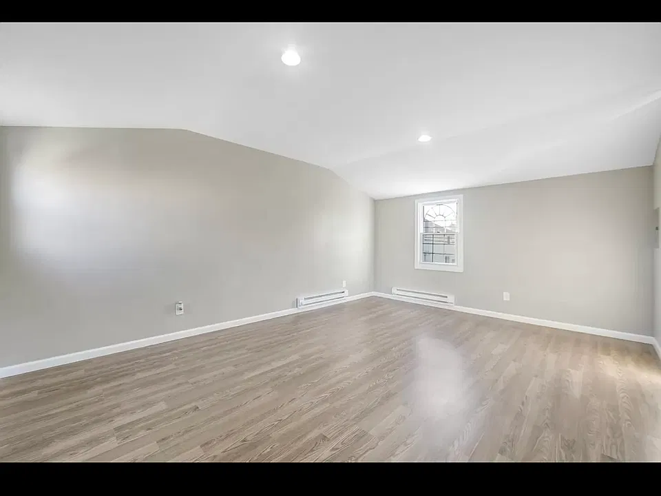 620 New York Ave #2